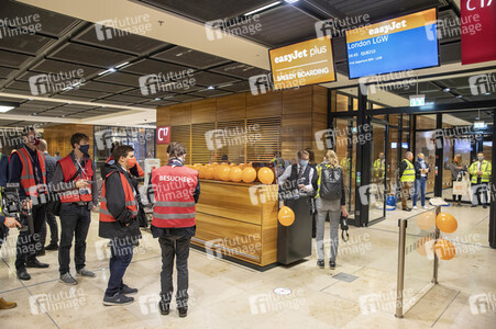 Erster kommerzieller Abflug vom Flughafen Berlin Brandenburg
