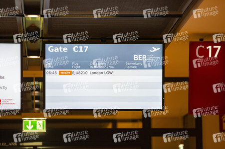 Erster kommerzieller Abflug vom Flughafen Berlin Brandenburg