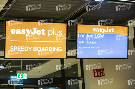 Erster kommerzieller Abflug vom Flughafen Berlin Brandenburg