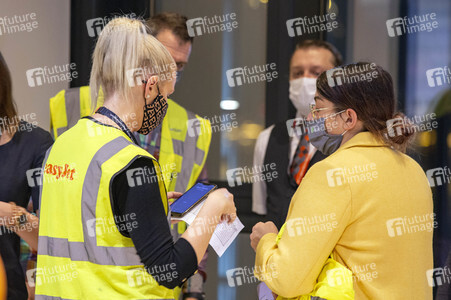 Erster kommerzieller Abflug vom Flughafen Berlin Brandenburg
