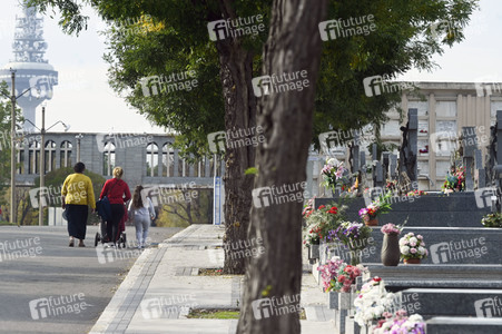 Der Friedhof La Almudena in Madrid