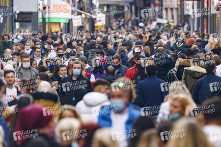 Symbolfoto Lockdown Light