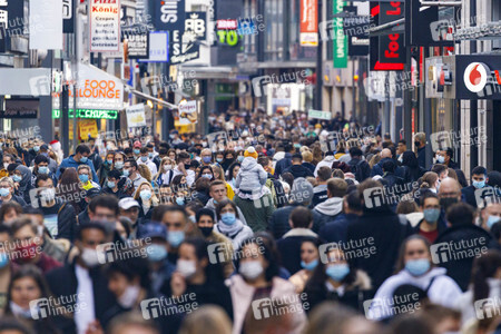 Symbolfoto Lockdown Light