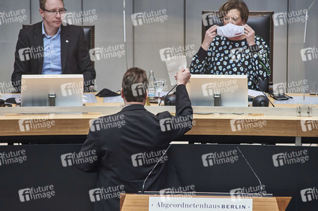 66. Plenarsitzung des Abgeordnetenhauses in Berlin