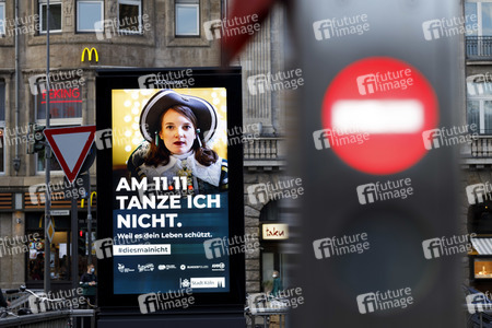 Symbolfoto Corona und Karneval