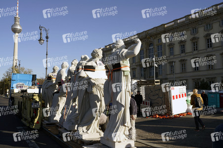 Statuen für den Schlüterhof in Berlin