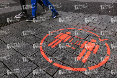 Symbolfoto Corona-Piktogramm