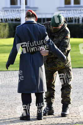 Ansprache des Bundespräsidenten zum 65. Gründungstag der Bundeswehr in Berlin