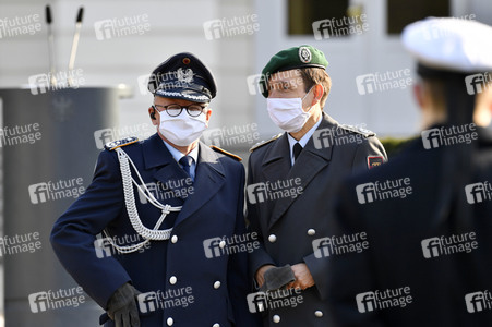 Ansprache des Bundespräsidenten zum 65. Gründungstag der Bundeswehr in Berlin