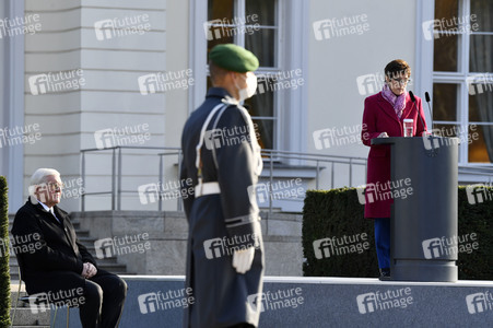 Ansprache des Bundespräsidenten zum 65. Gründungstag der Bundeswehr in Berlin