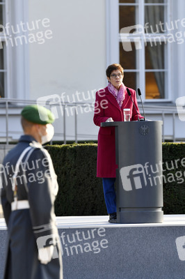 Ansprache des Bundespräsidenten zum 65. Gründungstag der Bundeswehr in Berlin