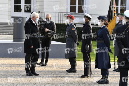 Ansprache des Bundespräsidenten zum 65. Gründungstag der Bundeswehr in Berlin