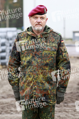 Pressetermin zum Bau eines Zauns zur Eindämmung der Afrikanischen Schweinepest in Krauschwitz