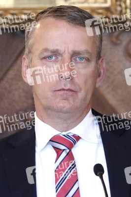 Corona-Pressekonferenz in Hamburg