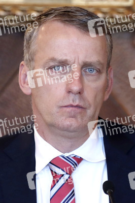 Corona-Pressekonferenz in Hamburg