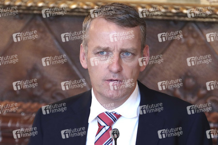 Corona-Pressekonferenz in Hamburg