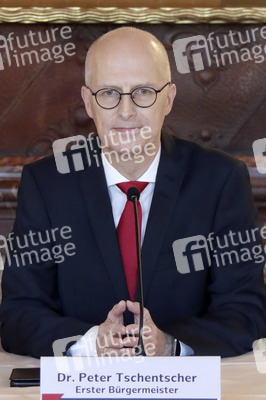 Corona-Pressekonferenz in Hamburg