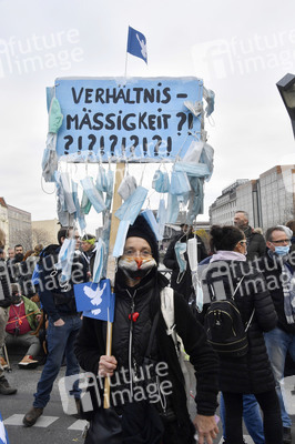 Proteste von Gegnern der Corona-Politik in Berlin