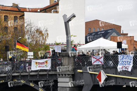 Proteste von Gegnern der Corona-Politik in Berlin