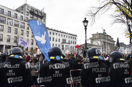 Proteste von Gegnern der Corona-Politik in Berlin