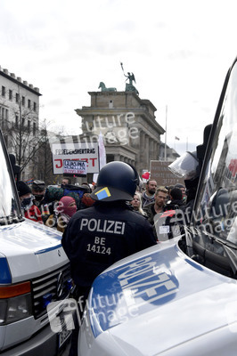Proteste von Gegnern der Corona-Politik in Berlin