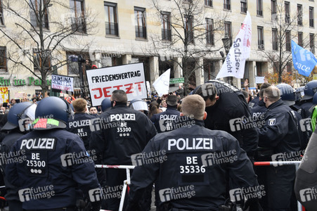 Proteste von Gegnern der Corona-Politik in Berlin