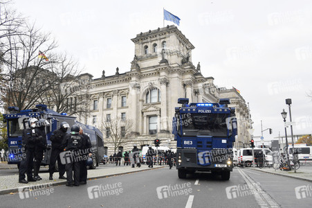 Proteste von Gegnern der Corona-Politik in Berlin