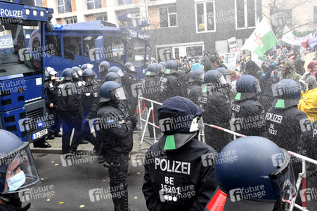 Proteste von Gegnern der Corona-Politik in Berlin