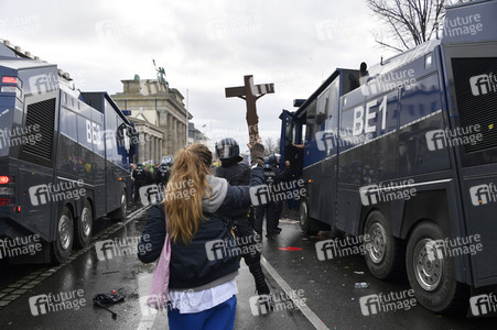 Proteste von Gegnern der Corona-Politik in Berlin