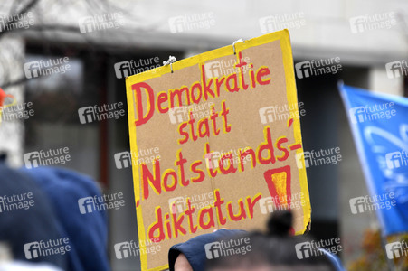 Proteste von Gegnern der Corona-Politik in Berlin