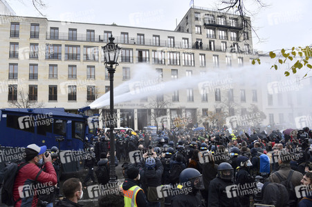 Proteste von Gegnern der Corona-Politik in Berlin