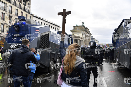Proteste von Gegnern der Corona-Politik in Berlin