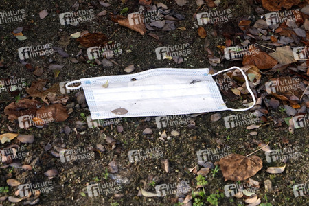 Symbolfoto Maskenmüll