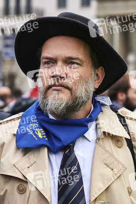 Proteste von Gegnern der Corona-Politik in Berlin