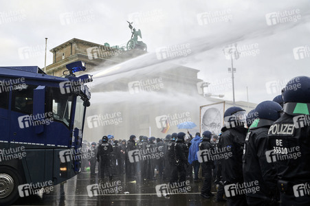 Proteste von Gegnern der Corona-Politik in Berlin