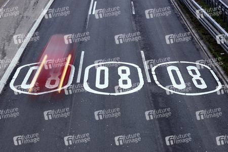 Symbolfoto Tempolimit