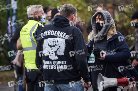 Schweigemarsch gegen Coronamaßnahmen in Berlin