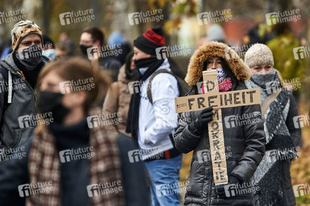Schweigemarsch gegen Coronamaßnahmen in Berlin