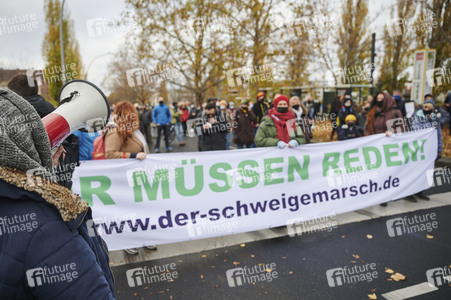 Schweigemarsch gegen Coronamaßnahmen in Berlin