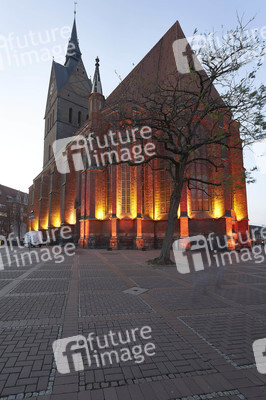 'Orange Day - Stoppt Gewalt gegen Frauenund Mädchen' in Hannover