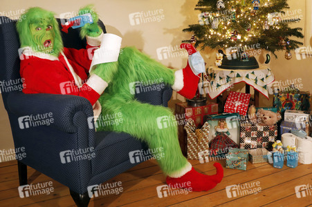 GEEK ART: Der Grinch zur Corona-Weihnacht