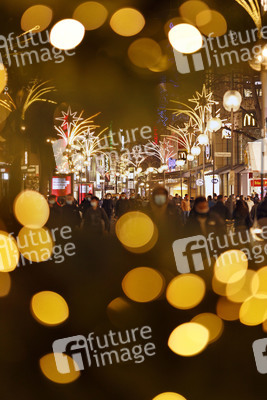 Symbolfoto Weihnachtseinkäufe