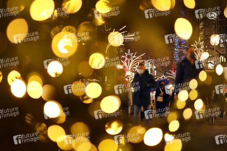 Symbolfoto Weihnachtseinkäufe