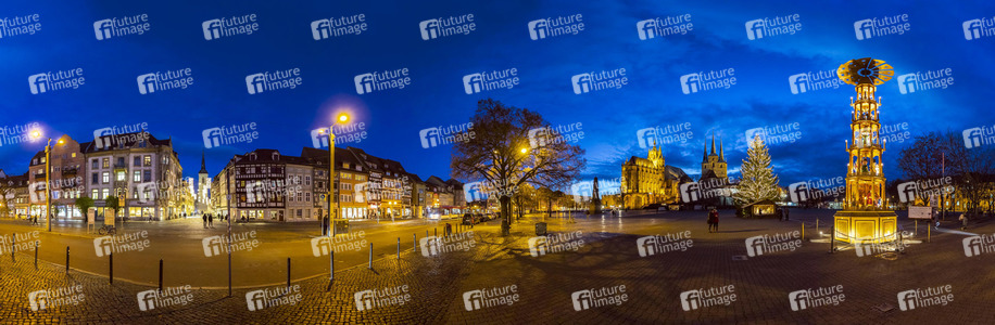 Weihnachtlicher Domplatz in Erfurt