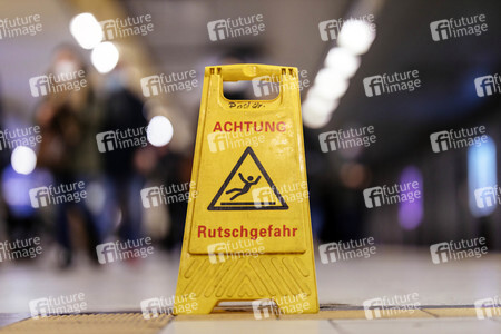 Symbolfoto Rutschgefahr
