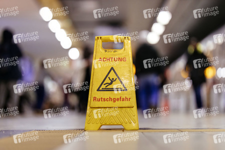 Symbolfoto Rutschgefahr