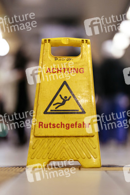 Symbolfoto Rutschgefahr