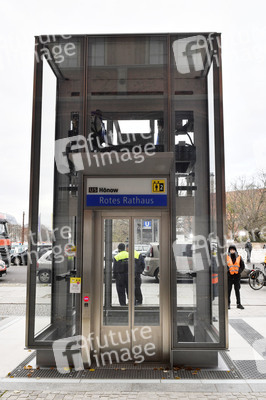 Eröffnung der U5-Neubaustrecke in Berlin