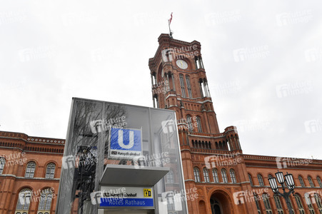 Eröffnung der U5-Neubaustrecke in Berlin