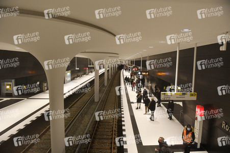 Eröffnung der U5-Neubaustrecke in Berlin